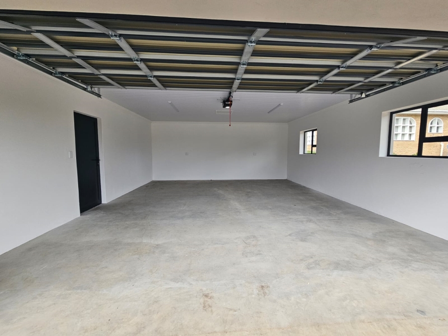 4 Bedroom Property for Sale in Stilbaai Wes Western Cape